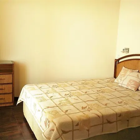 Andreevi In Rouge Apartment *